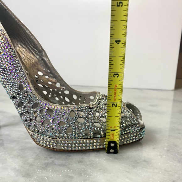 Francesco Sacco Embellished Silver Raso Argento 1811 Pumps - Picture 16 of 16